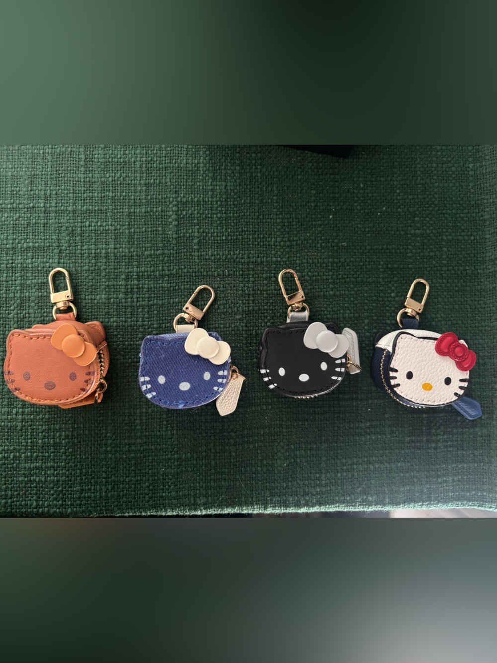 Hello Kitty zipper pull tag/ bag charm Bundle - Picture 2 of 2